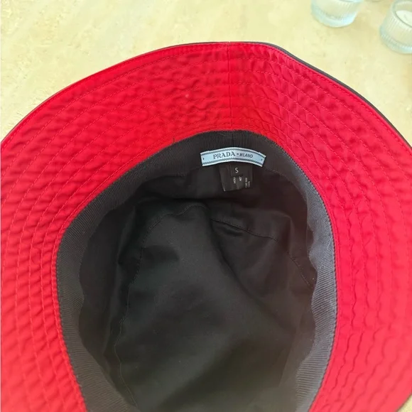 Prada Black Bucket Hat AUTHENTIC - Picture 4 of 4